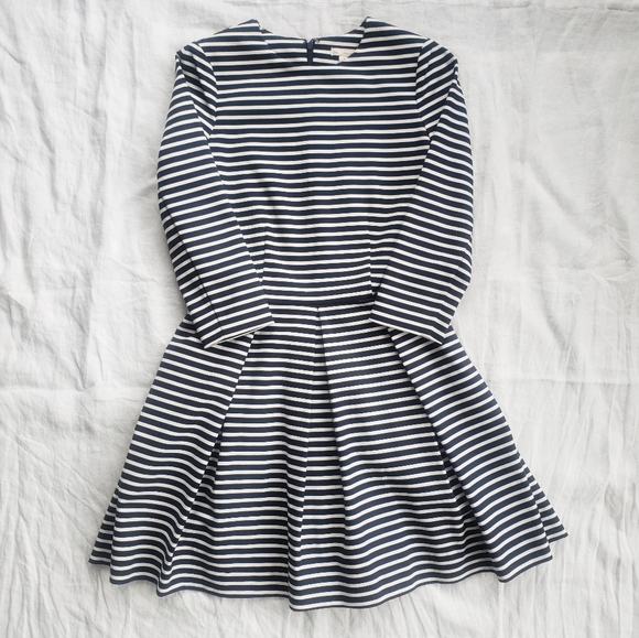 Gap Nautical Stripy Dress NWOT Size 2 Navy and White - Picture 3 of 8
